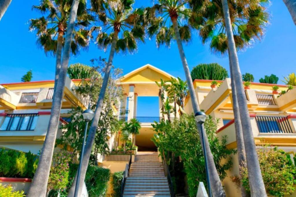 Oleholidays 1133 Romana Playa Primera Linea Playa Marbella Exteriör bild