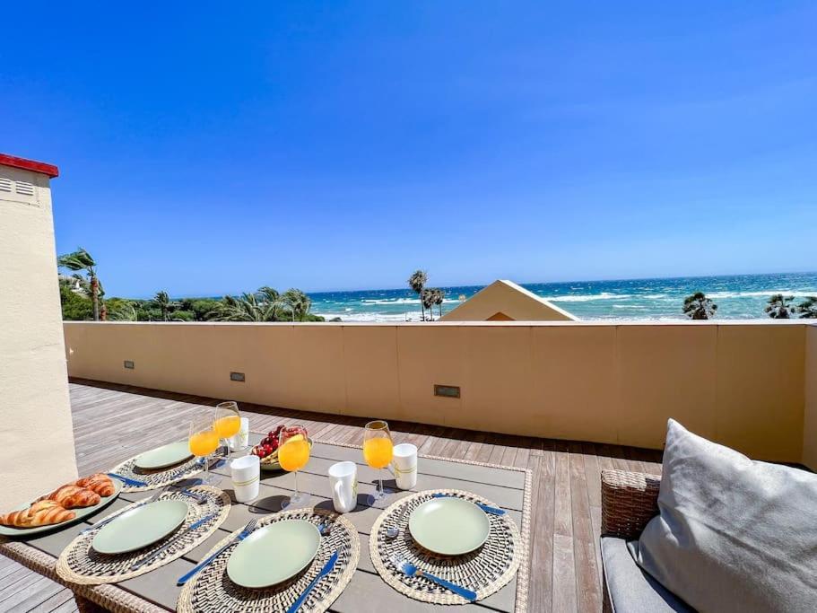 Oleholidays 1133 Romana Playa Primera Linea Playa Marbella Exteriör bild